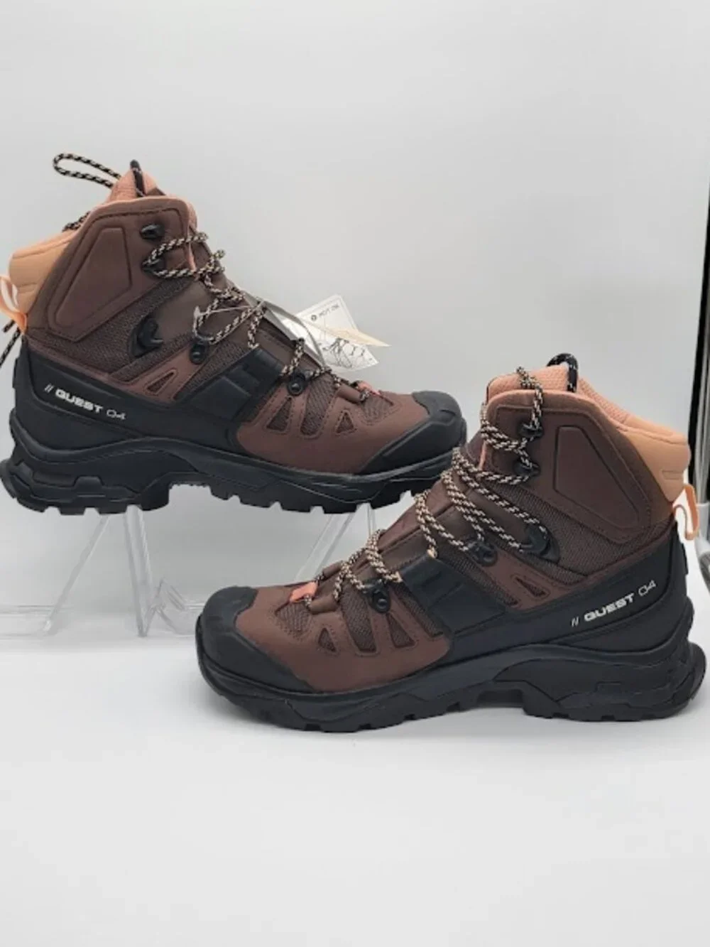 SALOMON Quest 4 GTX Women’s 9 Hiking Backpacking Boots Brown Black Gore-Tex NWT